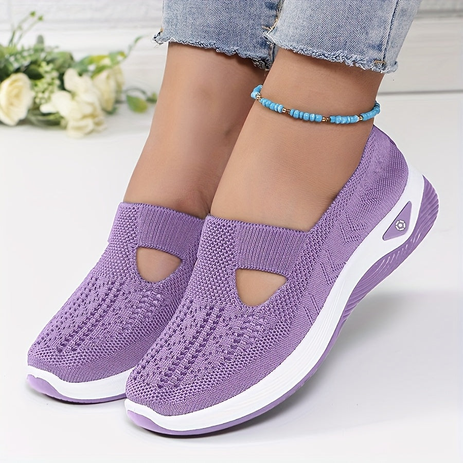 Comfortable Slip-On Trainers with a Stable Fit