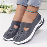 Comfortable Slip-On Trainers with a Stable Fit