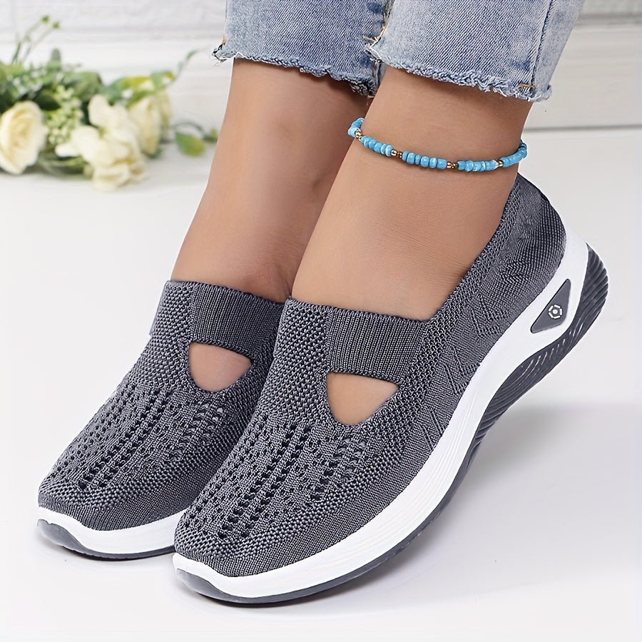 Comfortable Slip-On Trainers with a Stable Fit