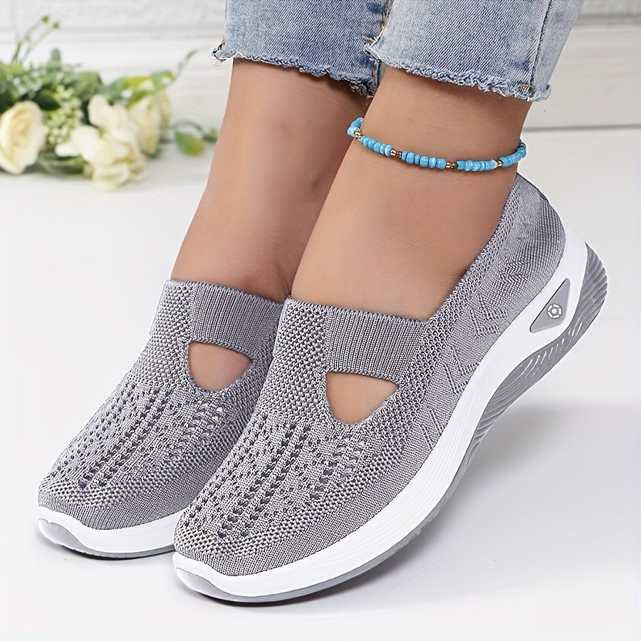 Comfortable Slip-On Trainers with a Stable Fit