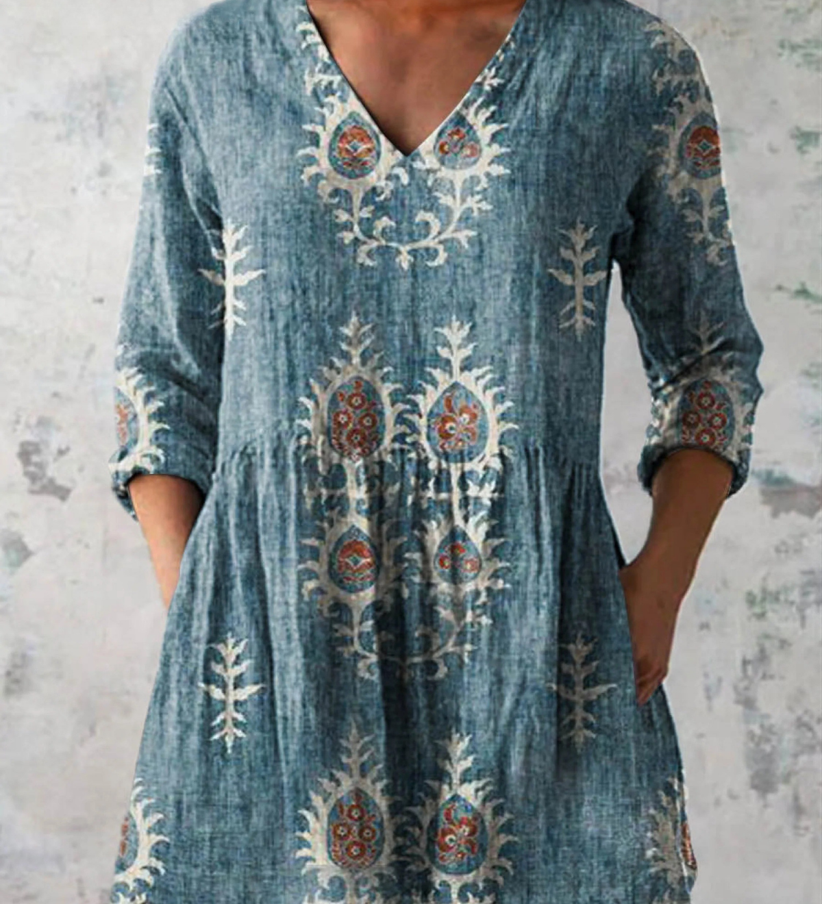 Ava | Long Blouse with a Bold Print