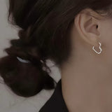 Janina | Small Heart Earrings