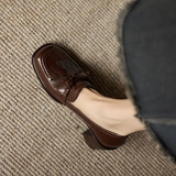 Iris - Heeled Loafers