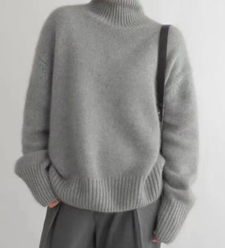 Amaya | Luxurious Cashmere Roll-Neck Jumper