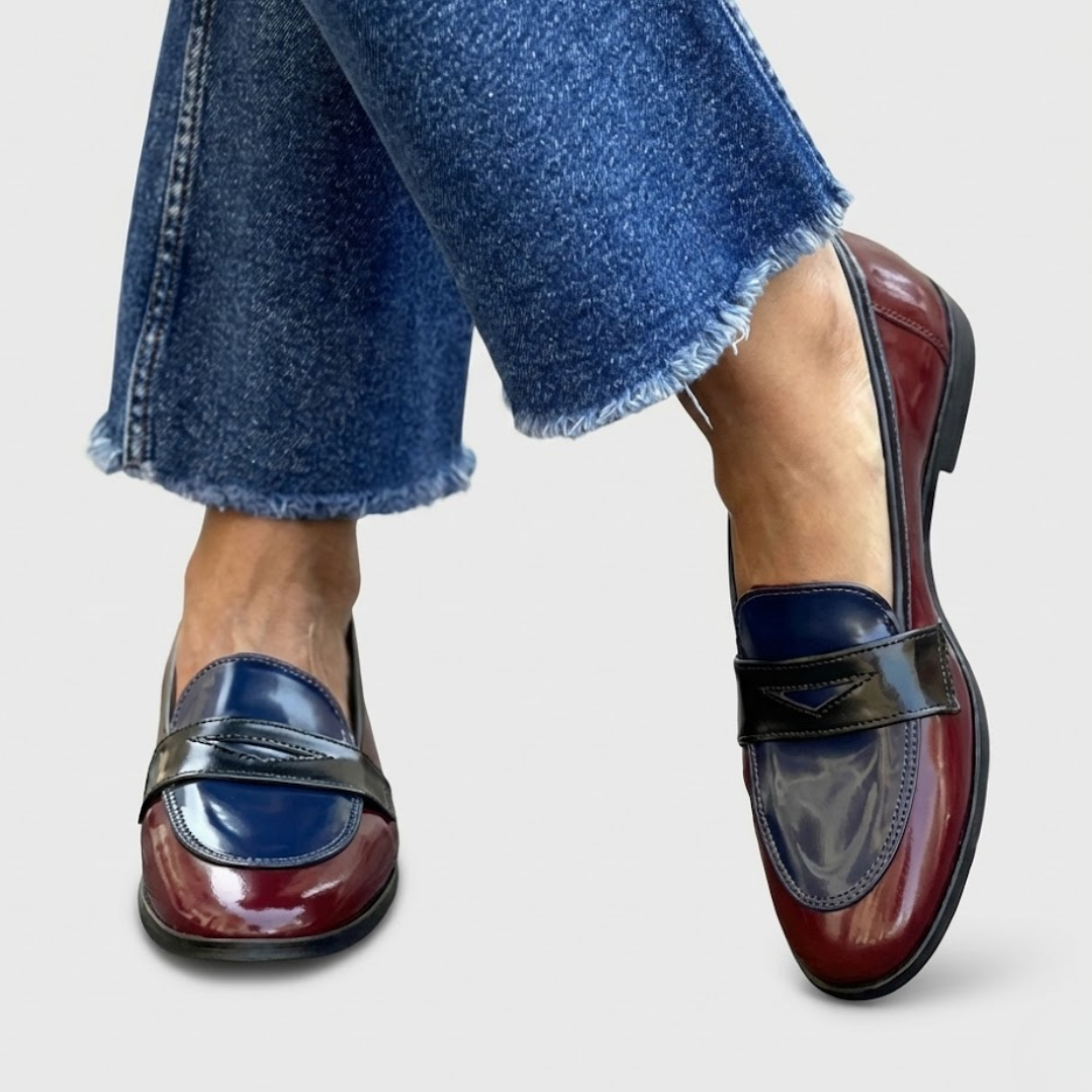 Claudia™ | Contrast Moccasins