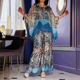 Lynette - Flowing Abstract Ensemble