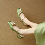 Scarlett - Elegant Shoes with Floral Detail