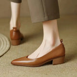 Emma | Classic Pumps
