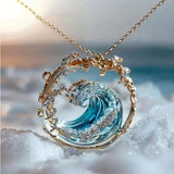 Svenja | Necklace with Wave Pendant